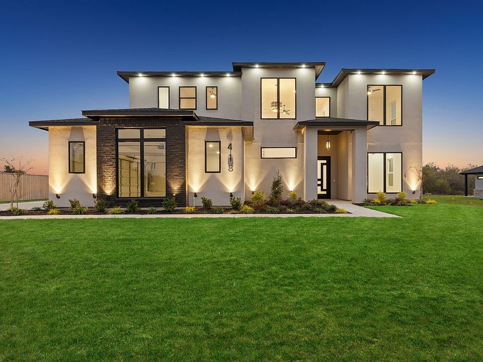 1st image of 418 Whispering Way