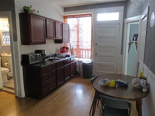 3rd image of 4102 W Dickens Ave #2