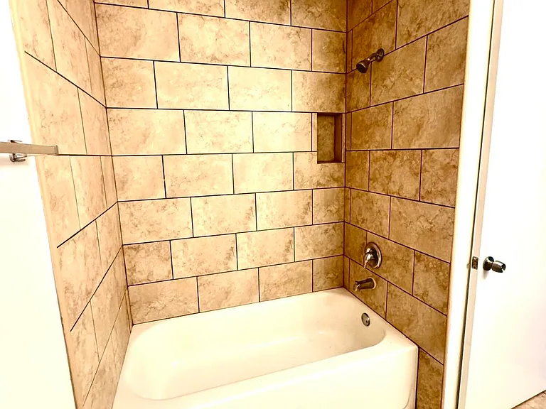 2100 Forest Knoll Dr NE #202 — Photo 13