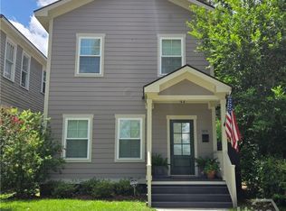 919 E Waldburg St, Savannah, GA 31401