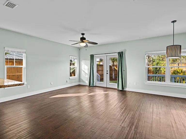 228 Herada St — Photo 17