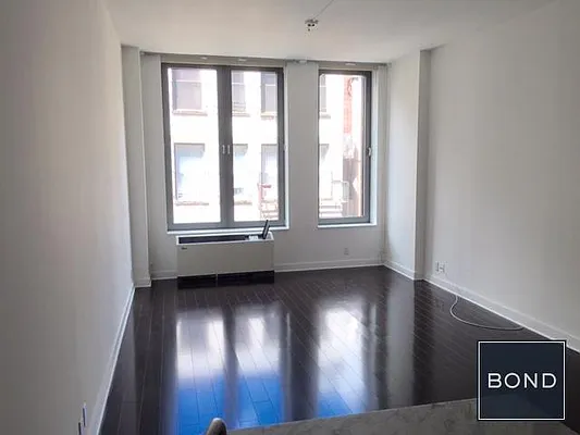 Rented by Bond New York | media 8
