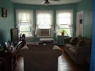 5th image of 436 Cortlandt St
