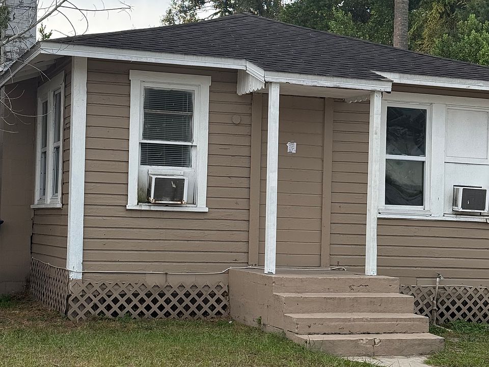 1st image of 3305 E Frierson Ave #A