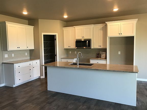 5th image of 4572 Stillmeadow Cir
