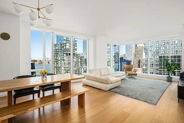 Rented by Nest Seekers International | media 19