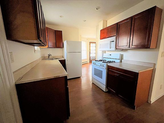 2nd image of 116 Benton Blvd Floor 3
