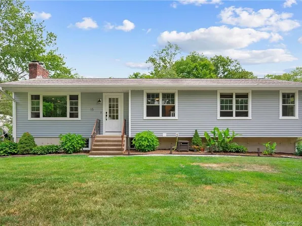15 Conifer Drive, North Branford, CT 06472