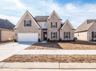 535 Centerline Roper Loop, Byhalia, MS 38611