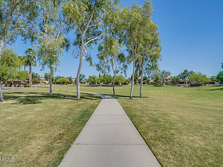 4711 E Buckboard Ct — Photo 58