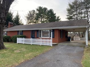 1014 Windy Ridge Dr, Bedford, VA 24523