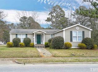422 W Stallings St, Clayton, NC 27520