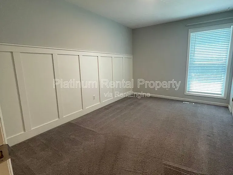 4186 Nowata Dr NE — Photo 8