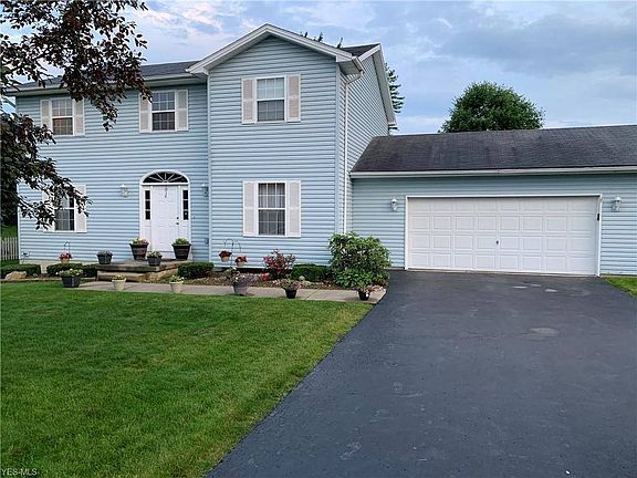 3rd image of 67 Pueblo Ln