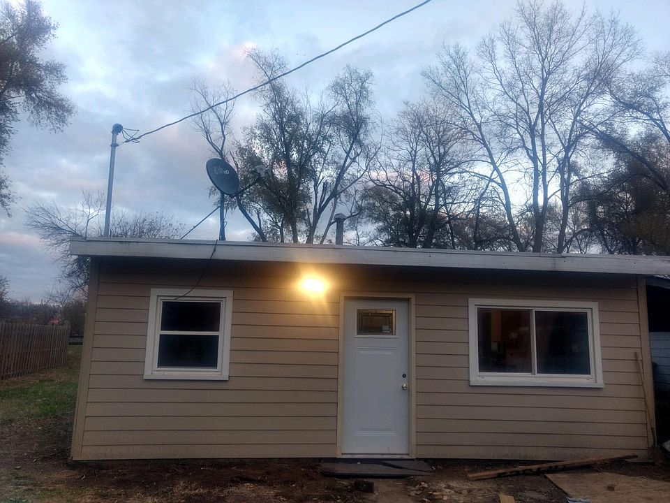 1st image of 5792 SE Circle Dr