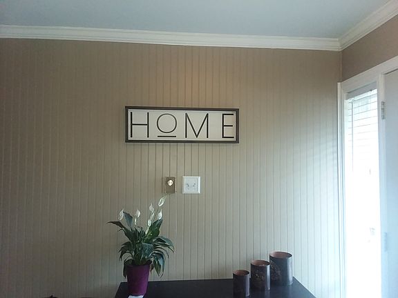 5th image of 420 Bethlehem Ct
