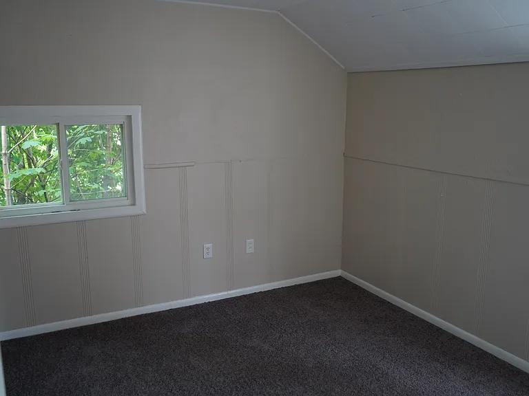 3405 Tate Ave — Photo 3