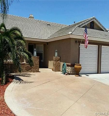1st image of 1475 Apple Blossom Way