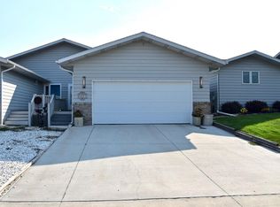 4311 Sandwedge Dr, Pierre, SD 57501