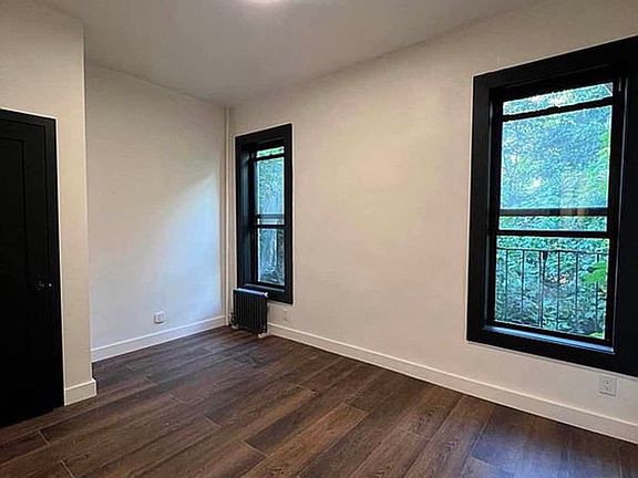 5th image of 2831 Church Ave #2D