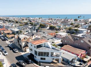 4313 Channel Pl, Newport Beach, CA 92663