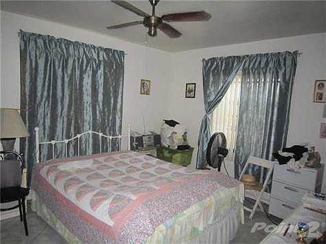 5th image of 450 NE 135th St