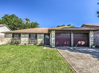 3222 Hombly Rd, Houston, TX 77066