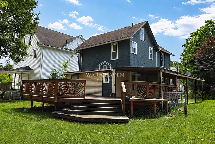 3 bed, 2.0 bath, 1240 sqft, $1,395 — Photo 2