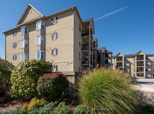 1451 Walkers Line #206, Burlington, ON L7M4P1
