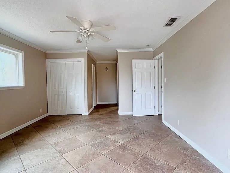 6 Country Club Rd — Photo 19