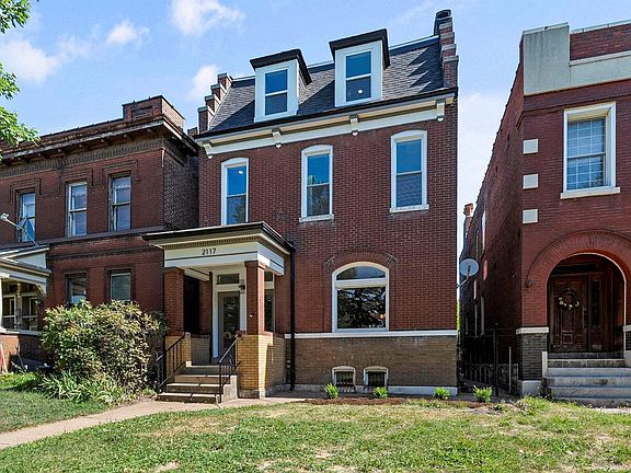 2nd image of 2117 Ann Ave