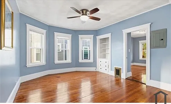 20 Leslie St #3 — Photo 3