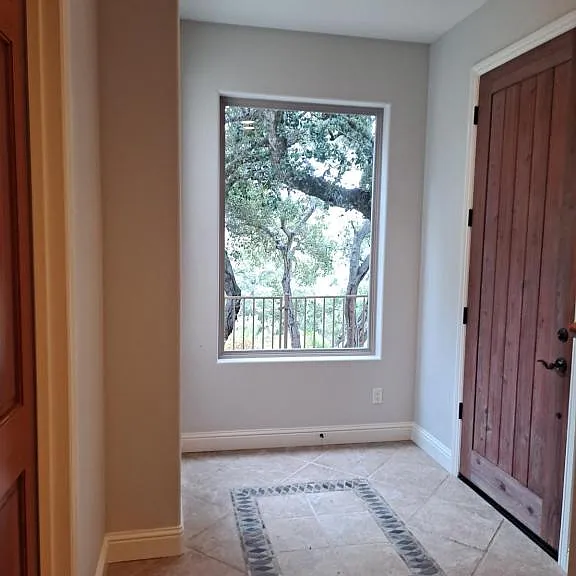 2710 Foxen Canyon Ln — Photo 5