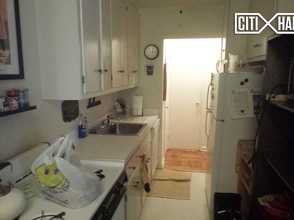 5th image of 3801 Hudson Manor Ter APT 1J