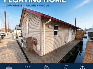 34326 Johnsons Landing Rd, Scappoose, OR 97056