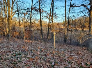 1242 Lakeside Dr E, Highland Lakes, NJ 07422