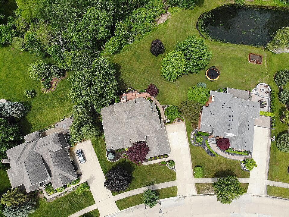 1st image of 55527 Parkview Dr