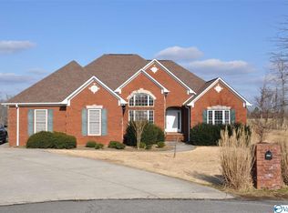 349 Givake Dr, Arab, AL 35016