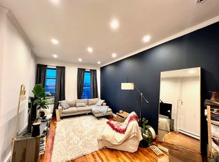 891 Grand St #4D, Brooklyn, NY 11211