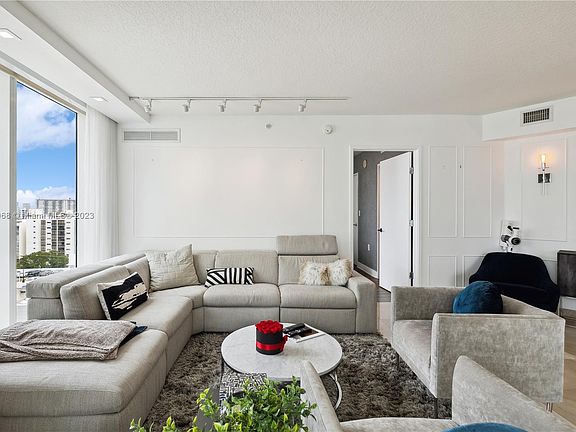 5th image of 200 Sunny Isles Blvd #21003