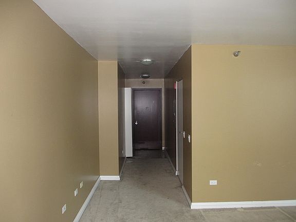 3rd image of 33 W Ontario St #27D