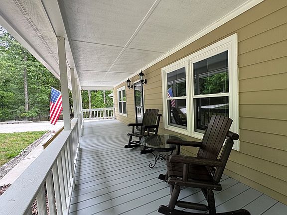 3rd image of 28 Rothgeb Ridge Rd