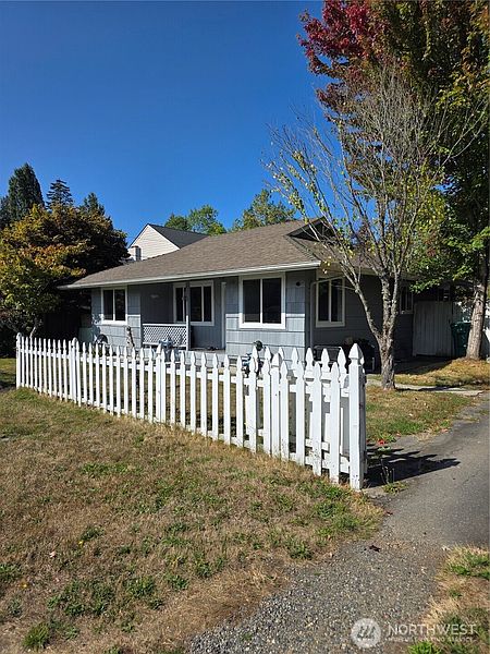 3rd image of 1750 NE 146th Street