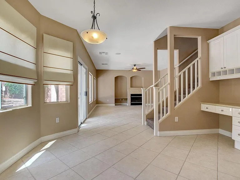 469 Annotto Bay St — Photo 15