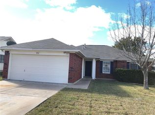 711 Deercreek Ln, Leander, TX 78641