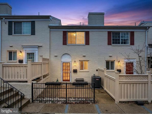 1407 N Van Ct #1407C