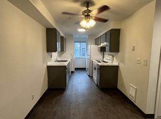 Kona Gardens - 393, Portland, OR 97222