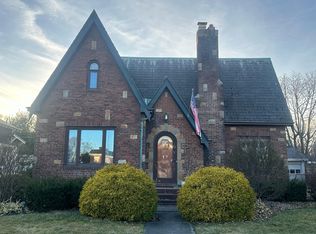 17 Academy Rd, Albany, NY 12208