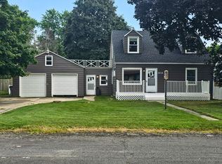 2515 W Kimberly Ave, Milwaukee, WI 53221