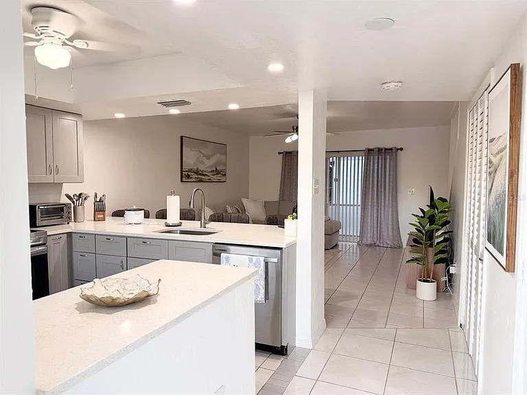 5027 SW 16th Pl #102 — Photo 3